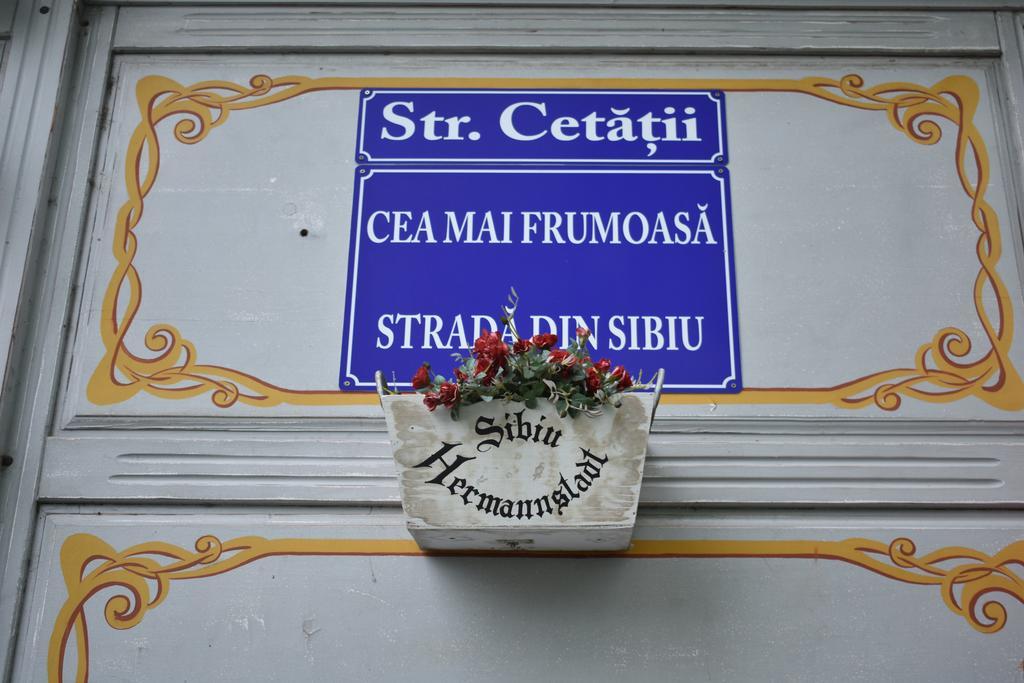 History Apartments Cetatii Sibiu Eksteriør billede